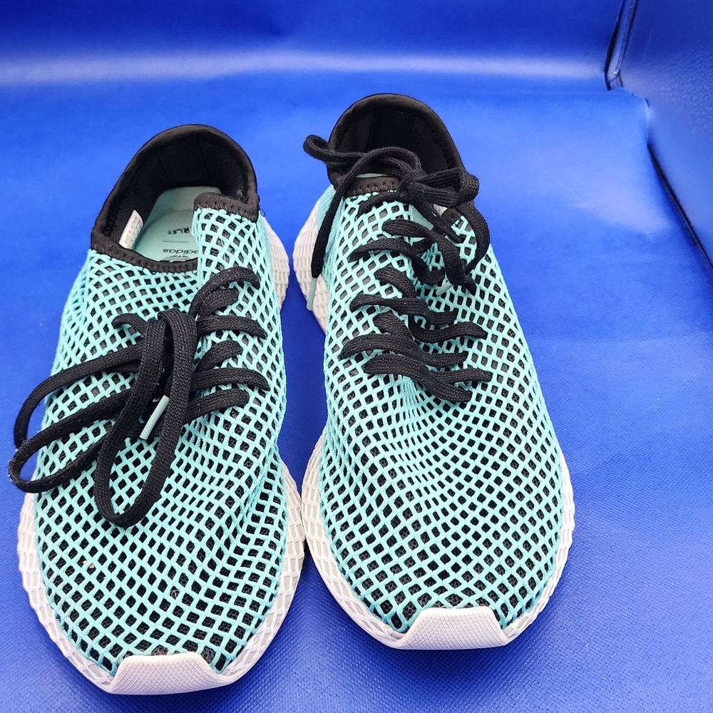 Adidas Parley Teal Snesker Men Size 12